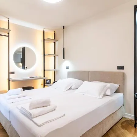 Apartment Centre In Stone House *