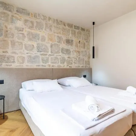 Centre In Stone House Apartment Split