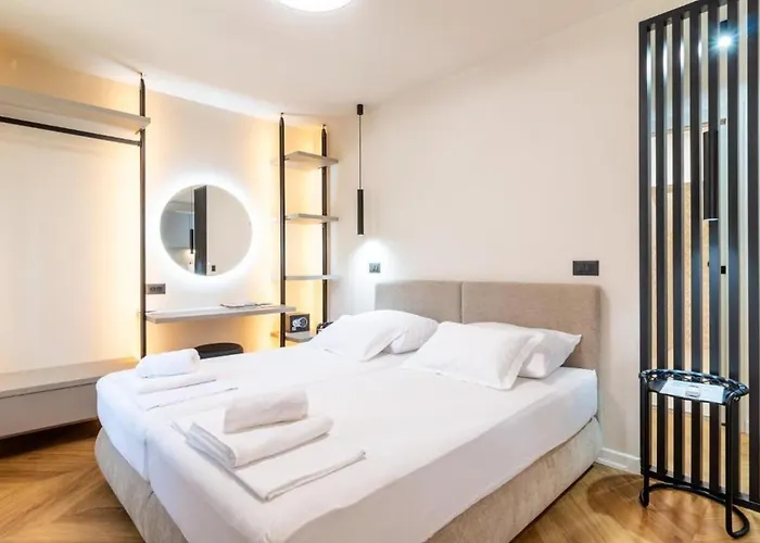 Apartment Centre In Stone House *