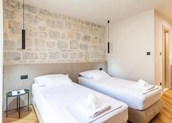 Apartment Centre In Stone House